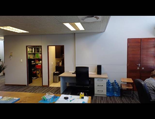 BUSINESS PROPERTY TO RENT IN IRENE